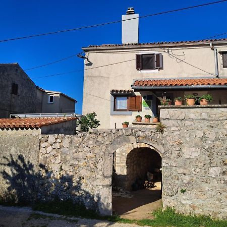Holiday Home Pernat Exterior photo