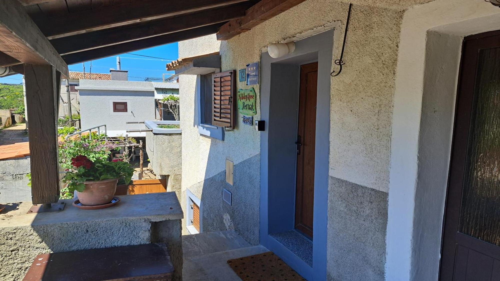 Holiday Home Pernat Exterior photo